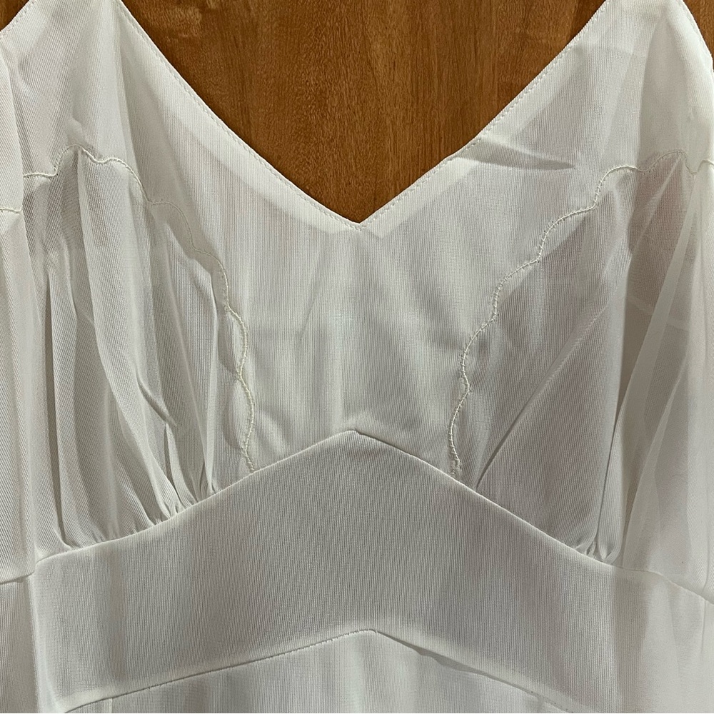 Vintage adjustable Slip Vintage Size 34 Original Package